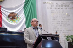 Se pronuncia diputado contra el acoso escolar